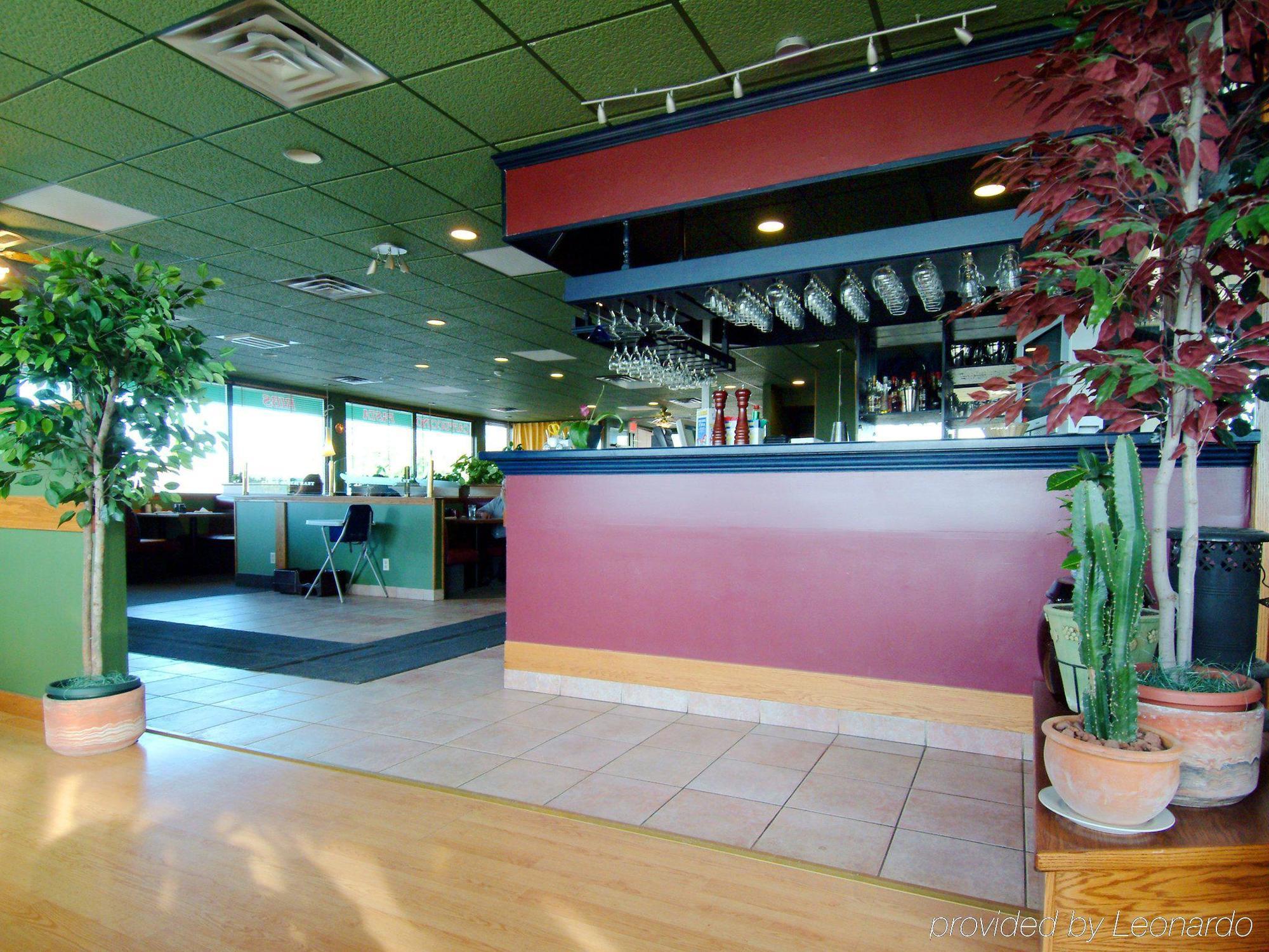 Howard Johnson By Wyndham Fort St. John Inreriör bild